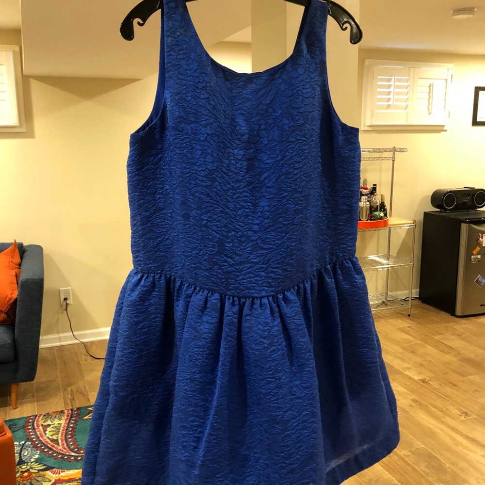 BCBGmaxazria blue floral dress